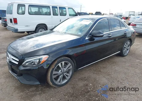 2018 Mercedes-Benz C 300 from USA, damaged, VIN 55SWF4JB8JU270191